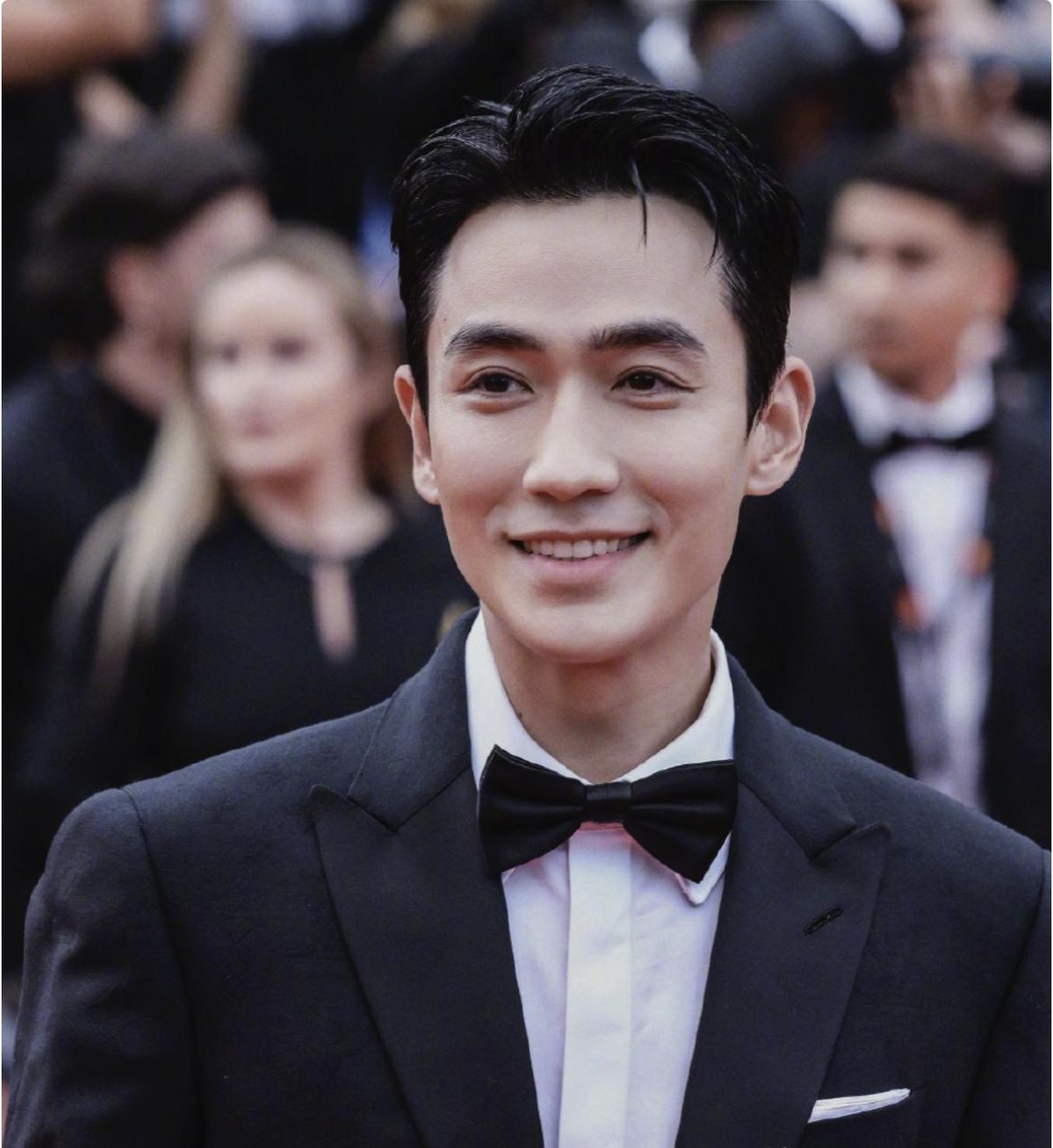 第35届金鸡奖朱一龙什么时候出现,朱一龙获金鸡奖完整视频