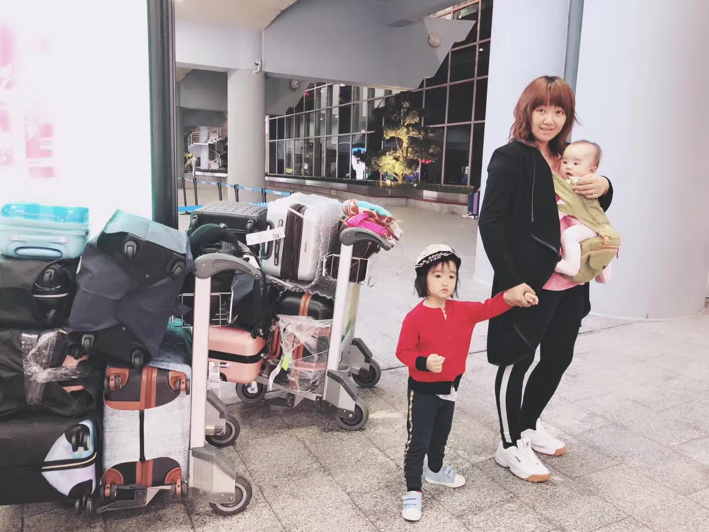 85后Lisa在加拿大：和老公打拼10年，生3娃买3套房，送两娃上私校