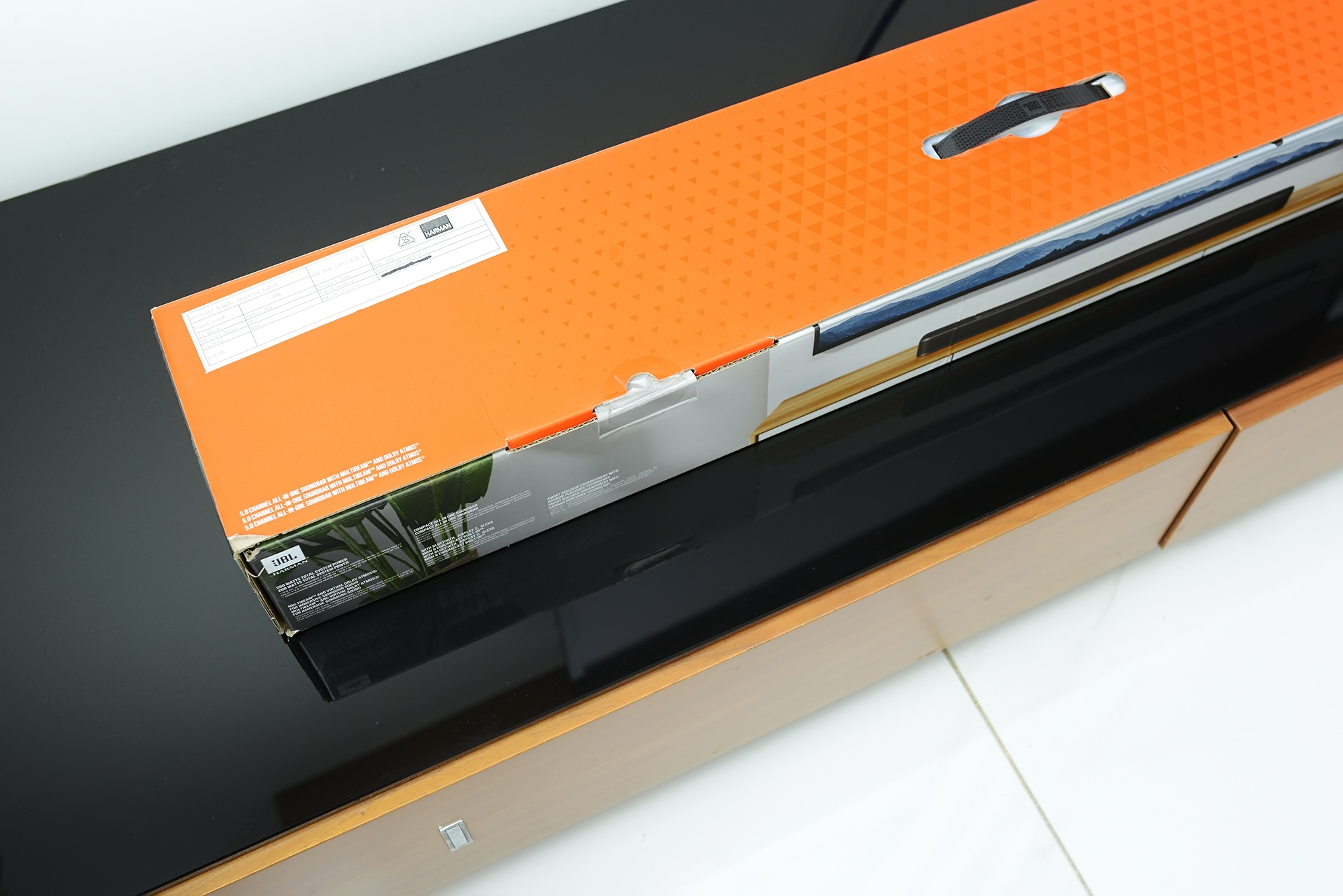 绕开所有坑:“*法大**威武”!但用脚投票,回音壁我选了JBL