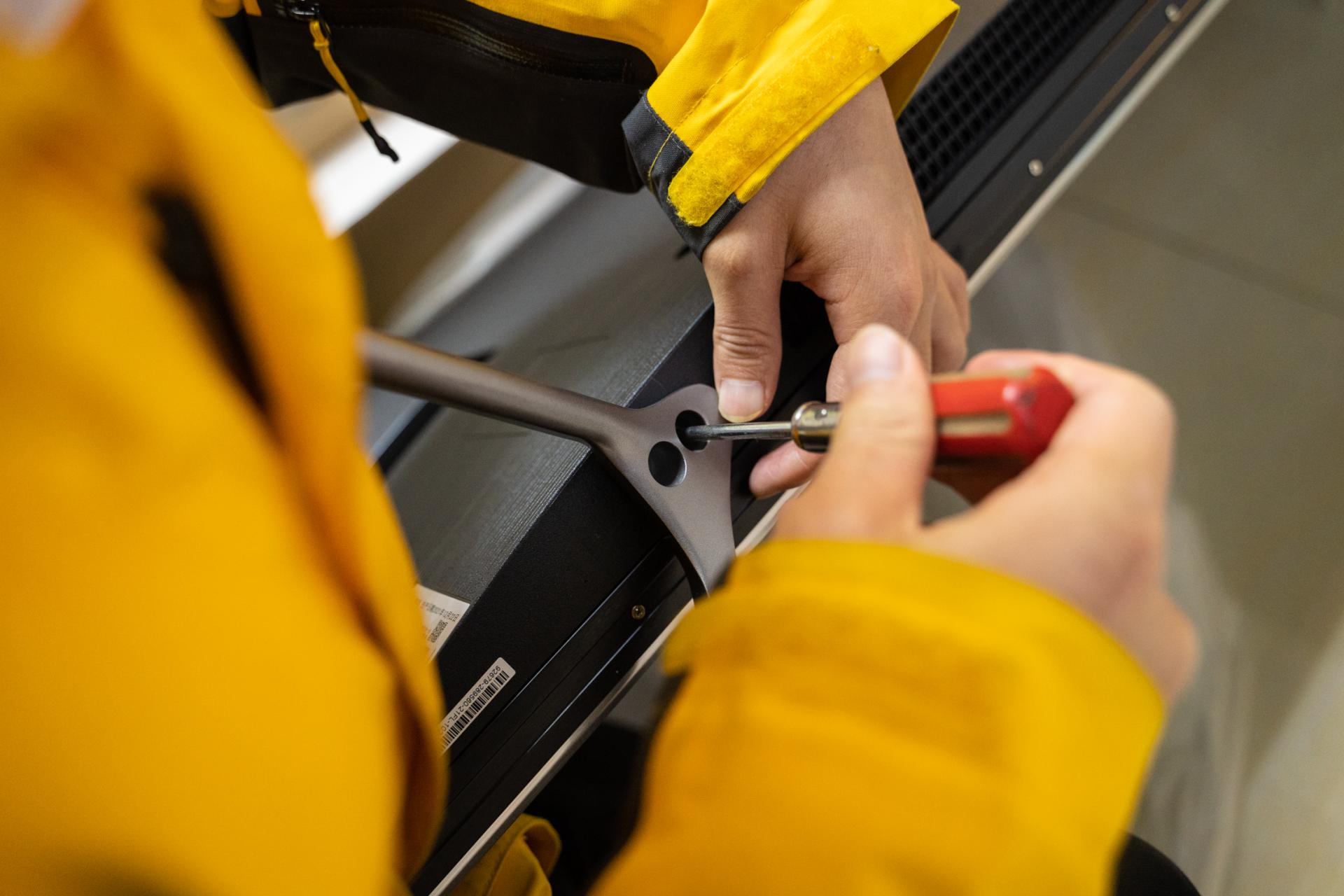 海信miniled和uled哪个好,海信e8gminiled电视评测