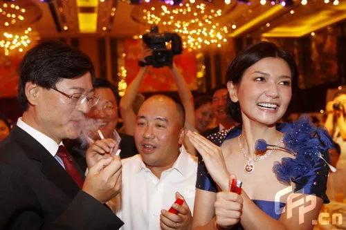 杨元庆捐1000万元给母校中国科大,中国科技大学杨元庆