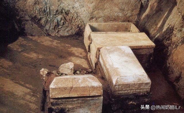 盗墓贼往往都有心理问题，甚至，还会做出一些*兽禽**行为