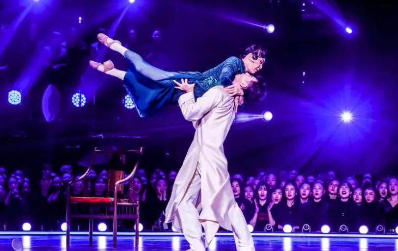 舞剧李白舞台灯光与舞美分析,舞台灯光运用比较好的舞剧