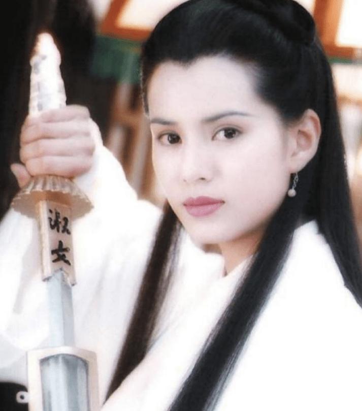 43岁女明星面容老态,被岁月催老容颜的十位女星