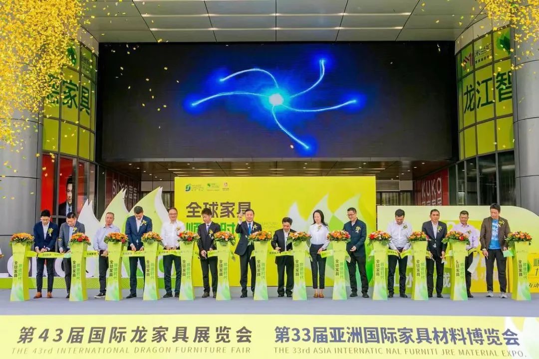 43届龙家展盛大开幕，核心圈观众云集，玛奥会场厂商成交热烈！