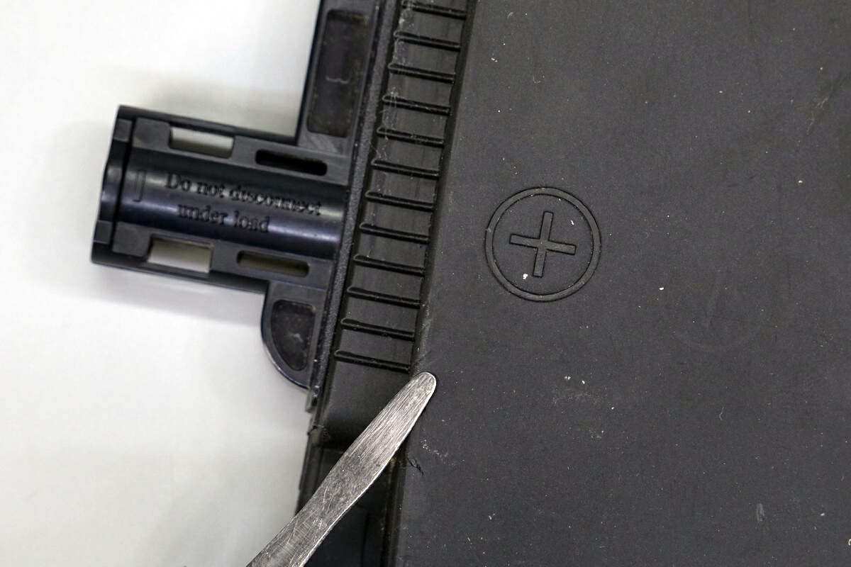 昱能光伏逆变器,昱能逆变器拆解