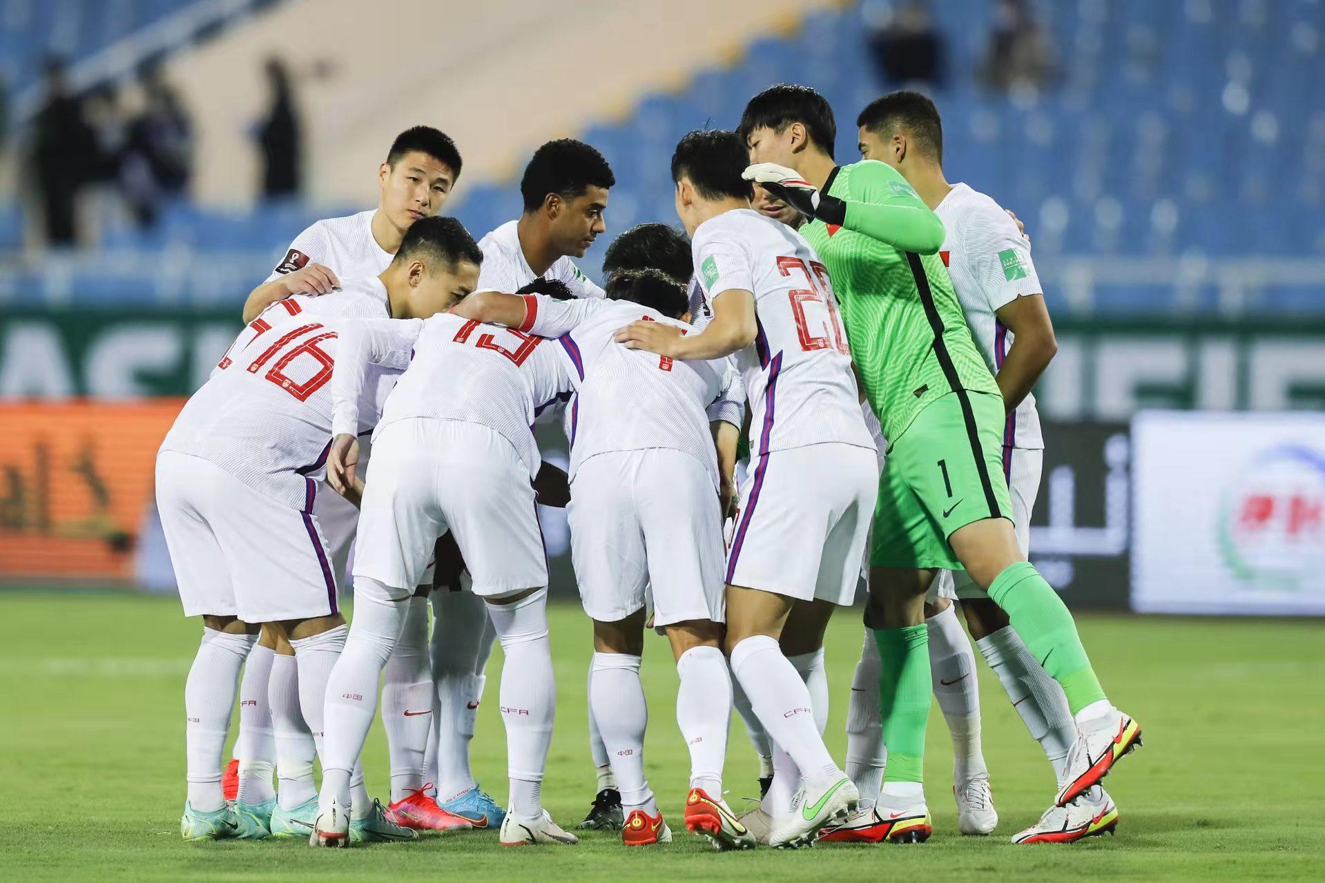 国足1比3越南李霄鹏发言,国足vs越南1比3惨败李霄鹏