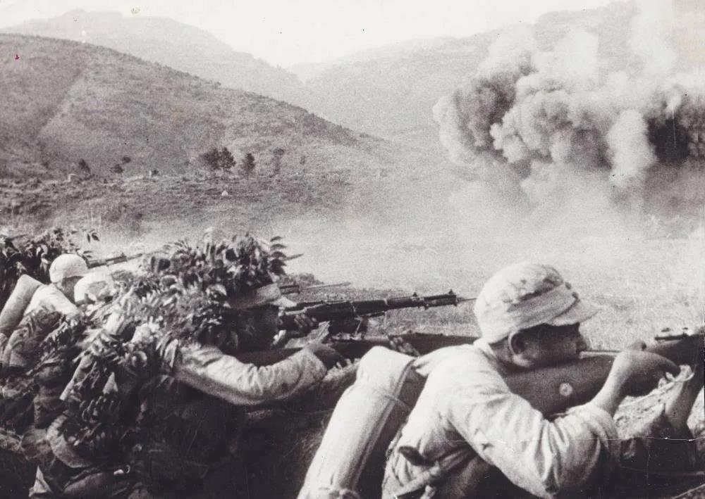 38军首战不利,彭德怀欲用贺东生替换梁兴初,林彪闻讯急电:不可