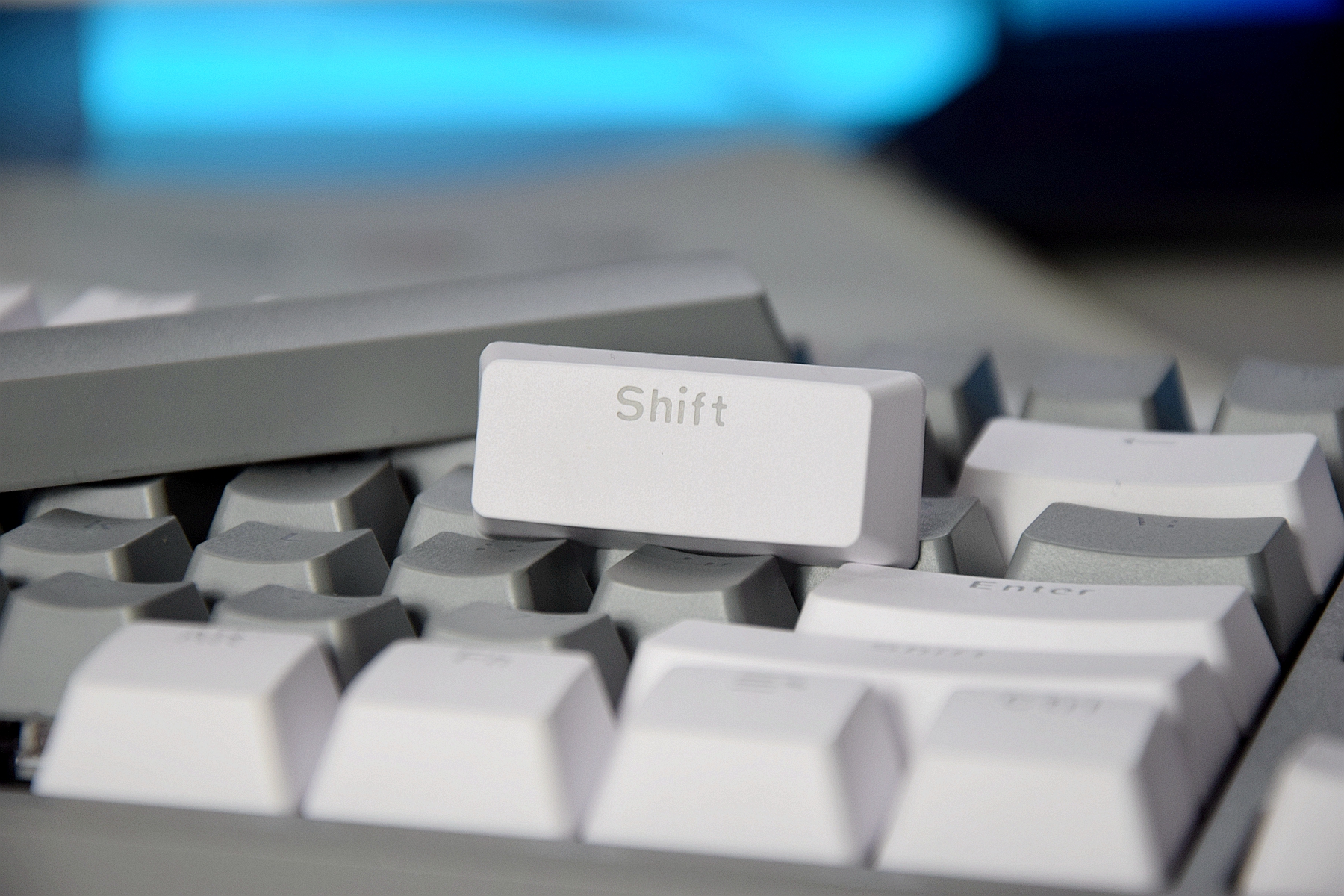 黑爵104键机械键盘,pbt键帽食品级