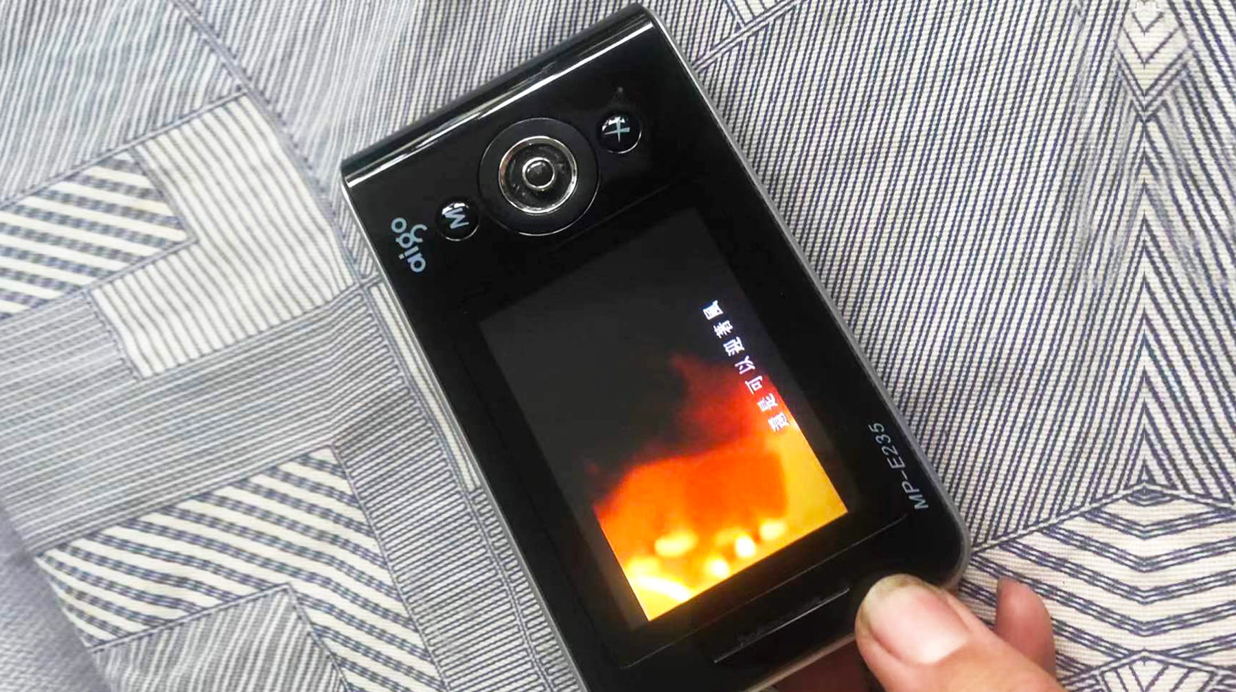 40GB容量能当硬盘用，体验这台国产MP3*放播**器，纯粹的掌上影院