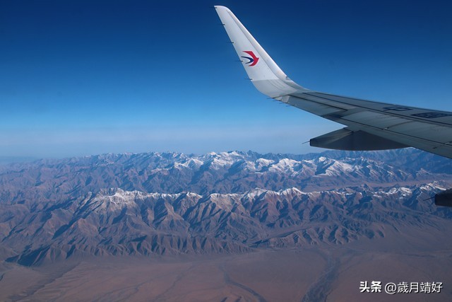 夫妻参加婚礼怎么随礼,新娘结婚伴娘随礼一般多少