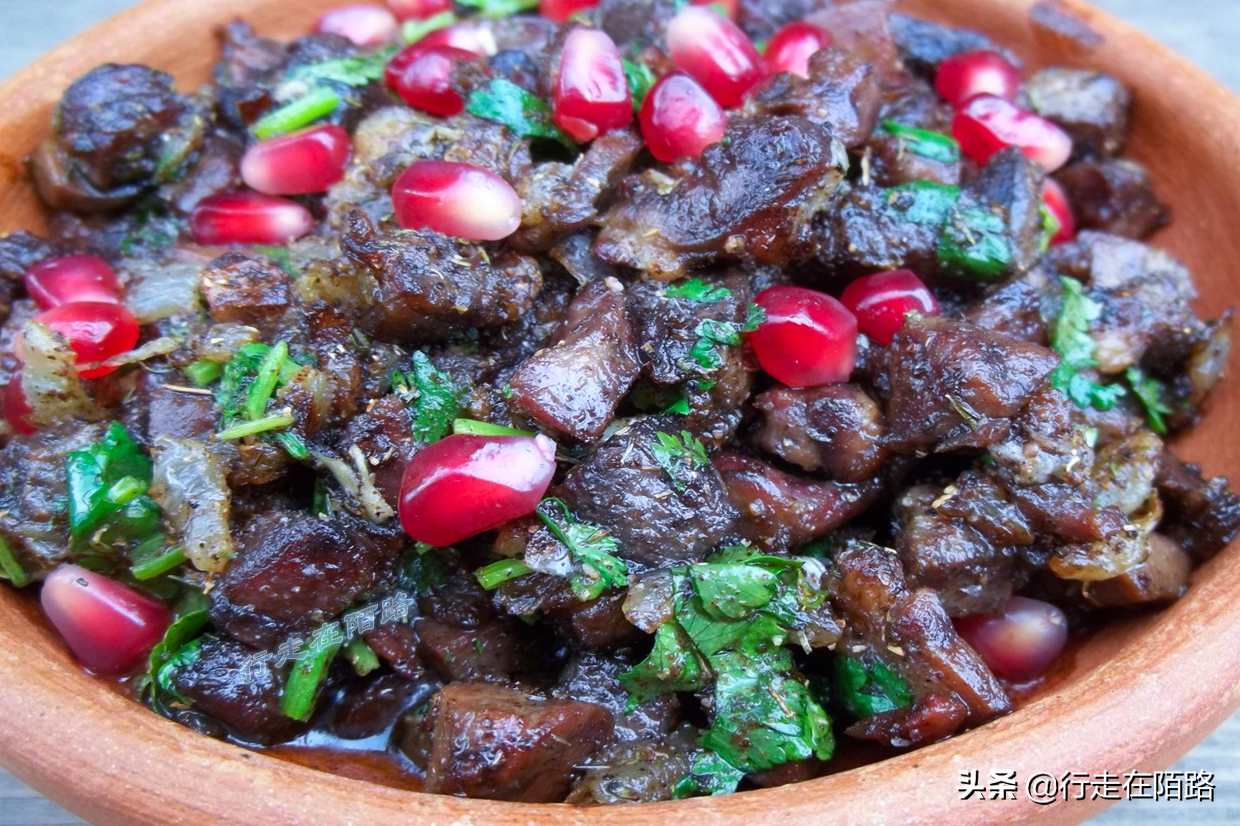 环游黑海第一个难关：海关盘查六个小时，靠一句话成功入境