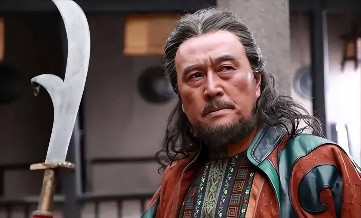 年轻和成龙、周星驰演戏，老了隐居河北农村，68的林威活的太飒了