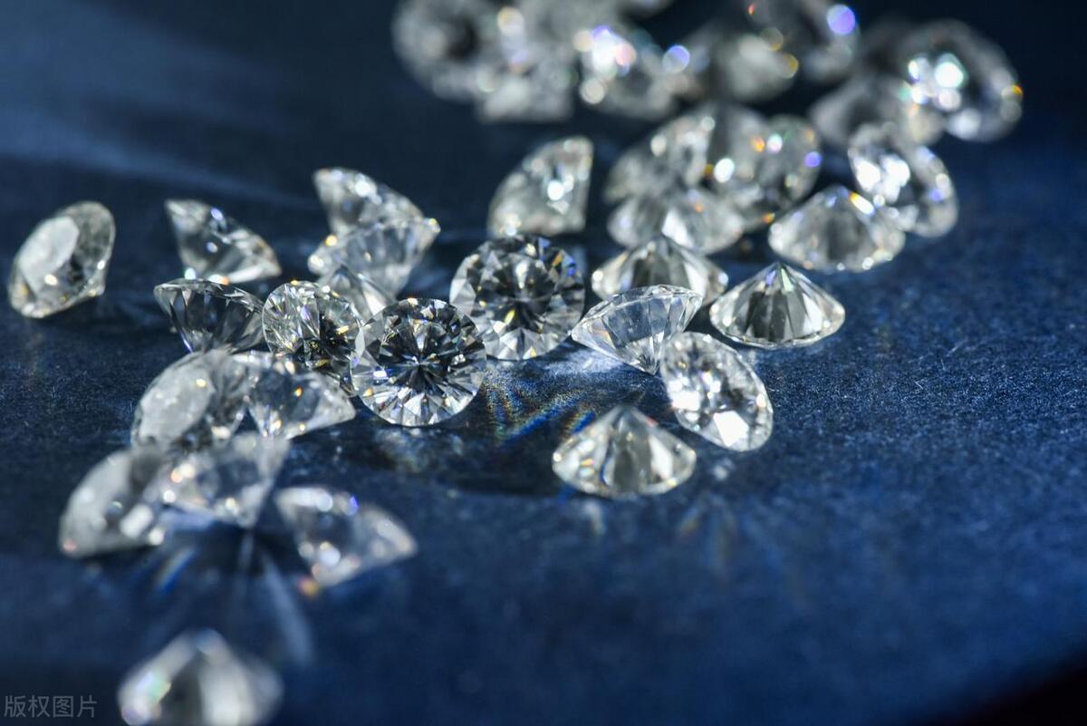 教你如何挑选性价比高的钻戒,4c品质比较好的0.5分钻戒