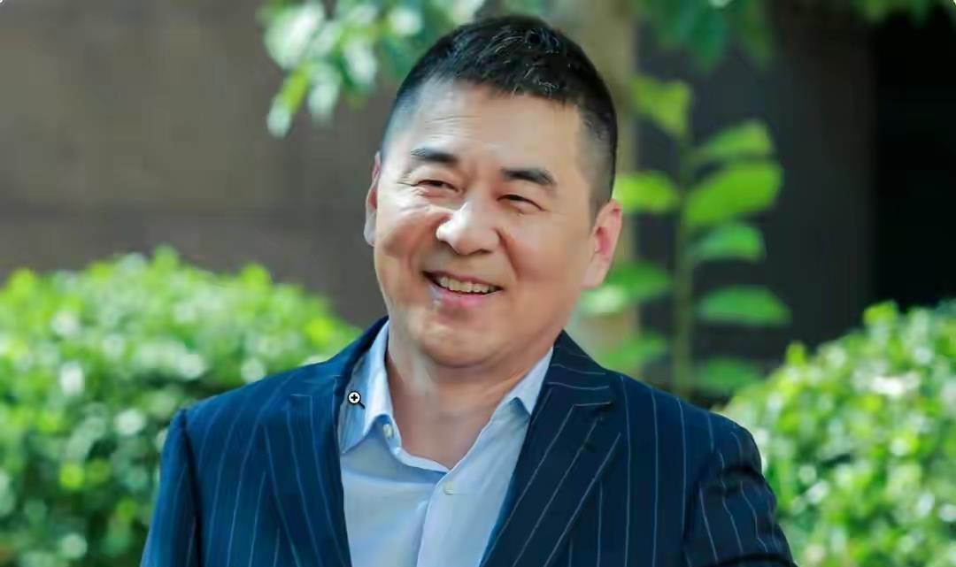 瞪眼咆哮,摇头晃脑,这6位演技被高估的“老戏骨”,该亮亮相了