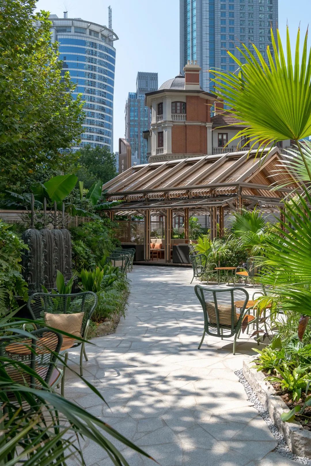 芝作室:上海闹市中一片宁静的绿洲——上海双亭园