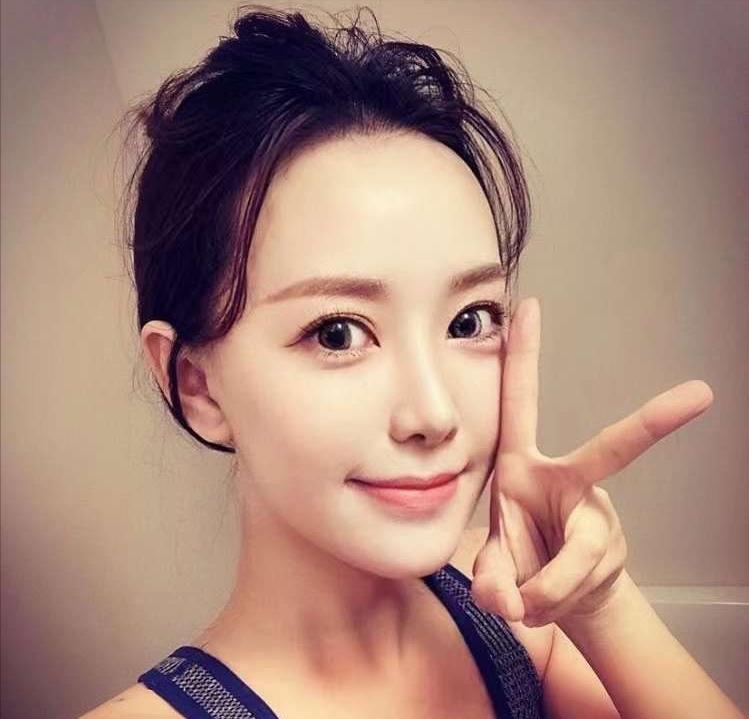 哭丧安倍抹黑同胞！美女记者发港人在日犯罪却误导攻击内地消防员