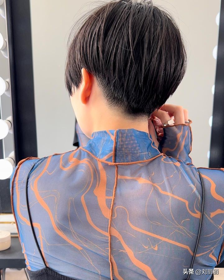 今年流行剪哪种女发,21年流行女发造型