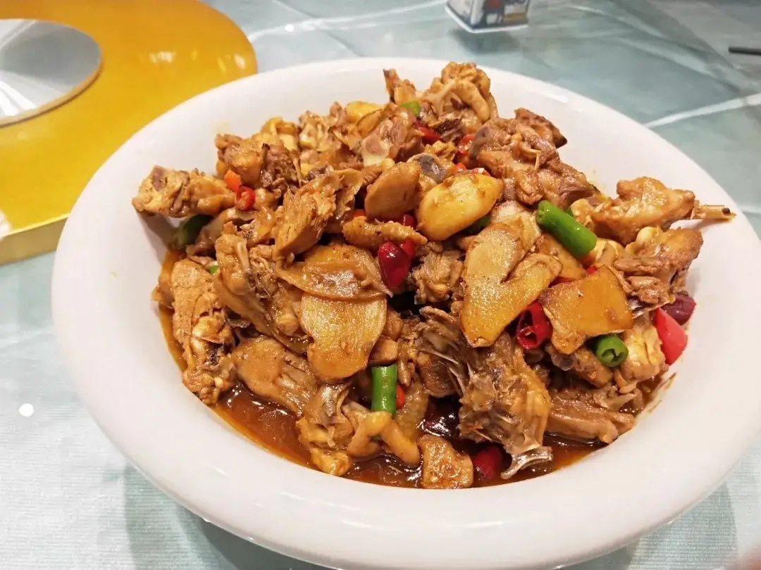 吃遍苏杭不如它，浙江这座温泉名城才是真正的吃货天堂