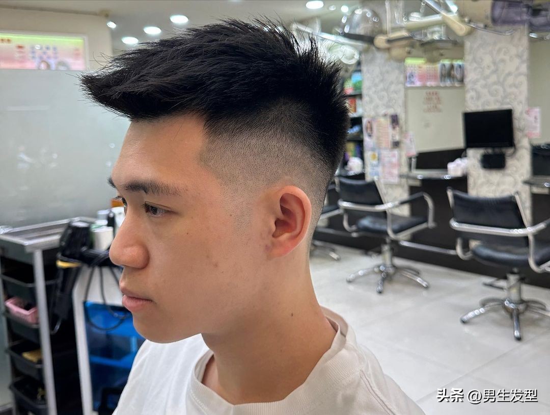 男学生短发夏季寸头,男士夏季短发寸头