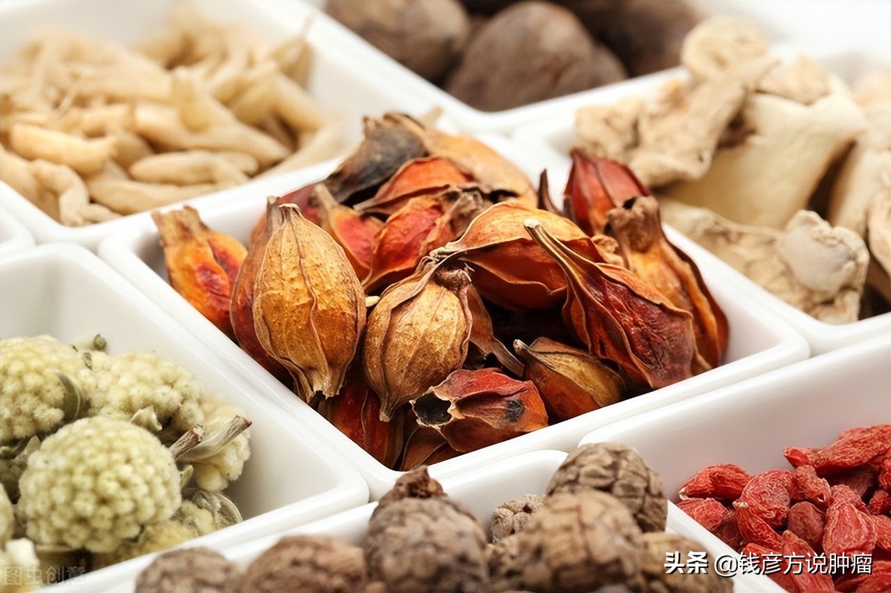 70岁肺癌晚期保守治疗还是化疗,75岁老人肺癌早期有必要化疗吗