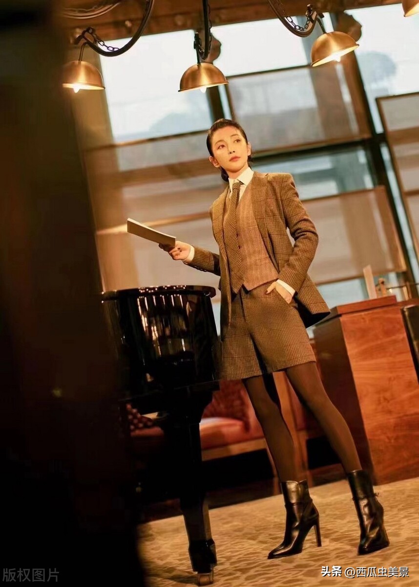 李冰冰时装lofficiel,李冰冰黑白时装大片