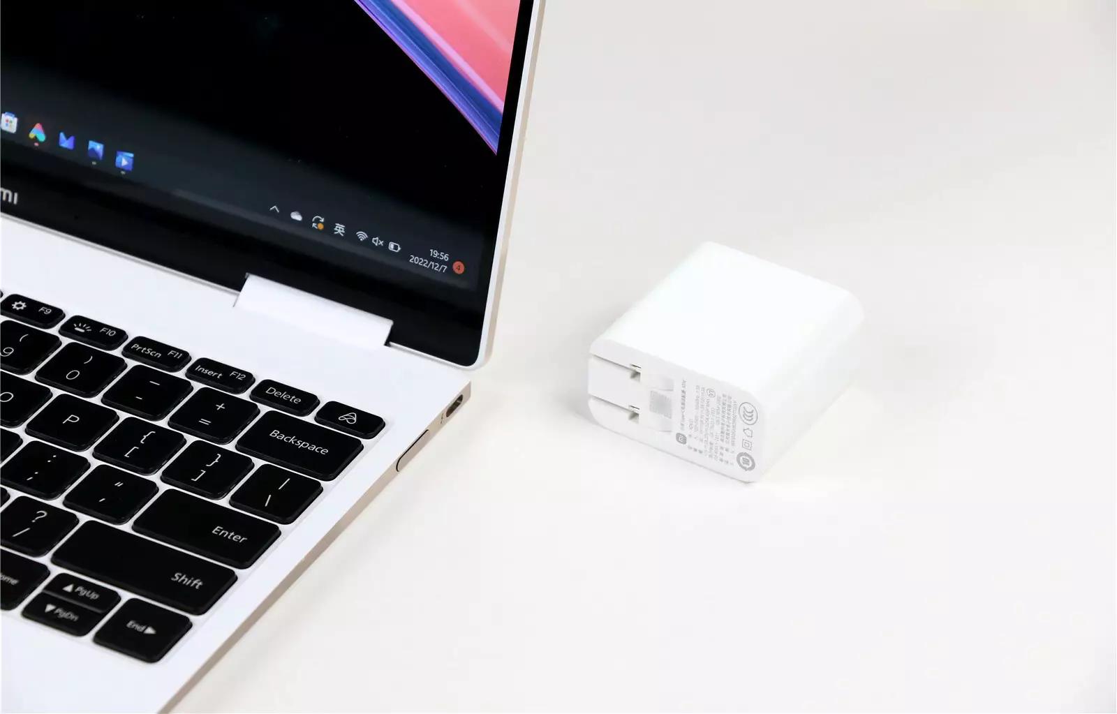 时尚百变超能轻薄-XiaomiBookAir13翻转本评测推荐