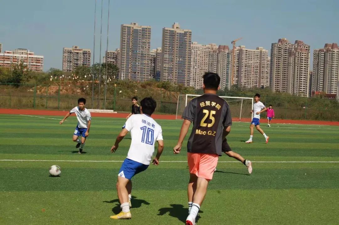 足球少年|湖南工大骆治君：热爱与责任