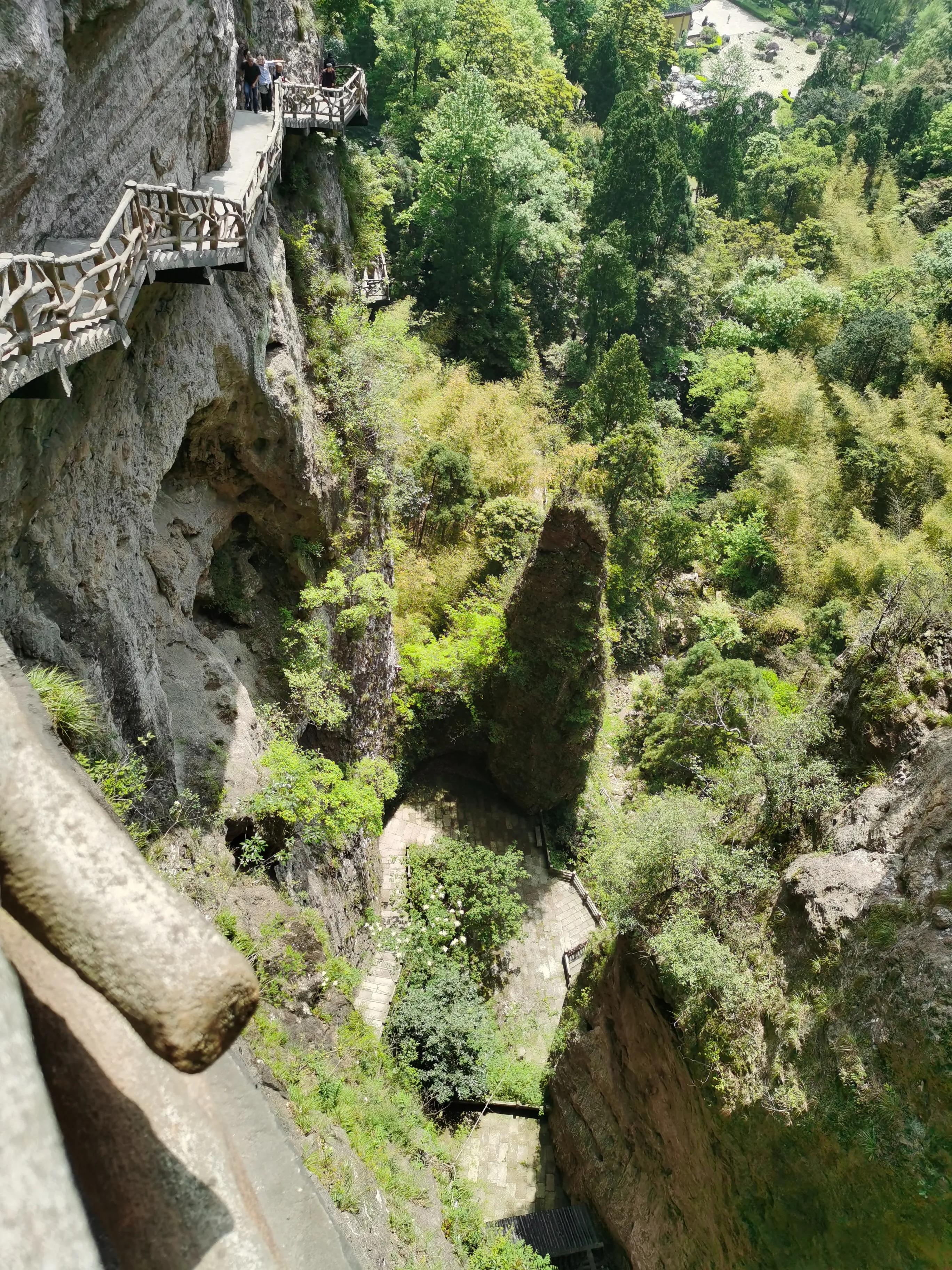 温州雁荡山天下奇秀,雁荡山两日游
