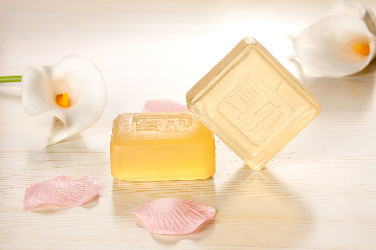 琚殜瀛愬挰鐪肩毊鍚庡彲浠ユ箍鏁峰悧,鐢ㄦ按婀挎暦铓婂瓙鍖呮秷鑲垮悧