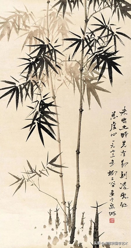 四海声名留史册，千秋功过化云烟