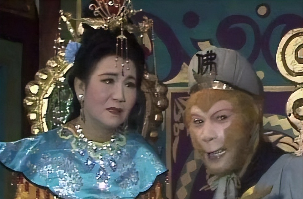 刘嘉玲遭绑架，王志文险被封杀，2000年的娱乐圈一瓜接一瓜！