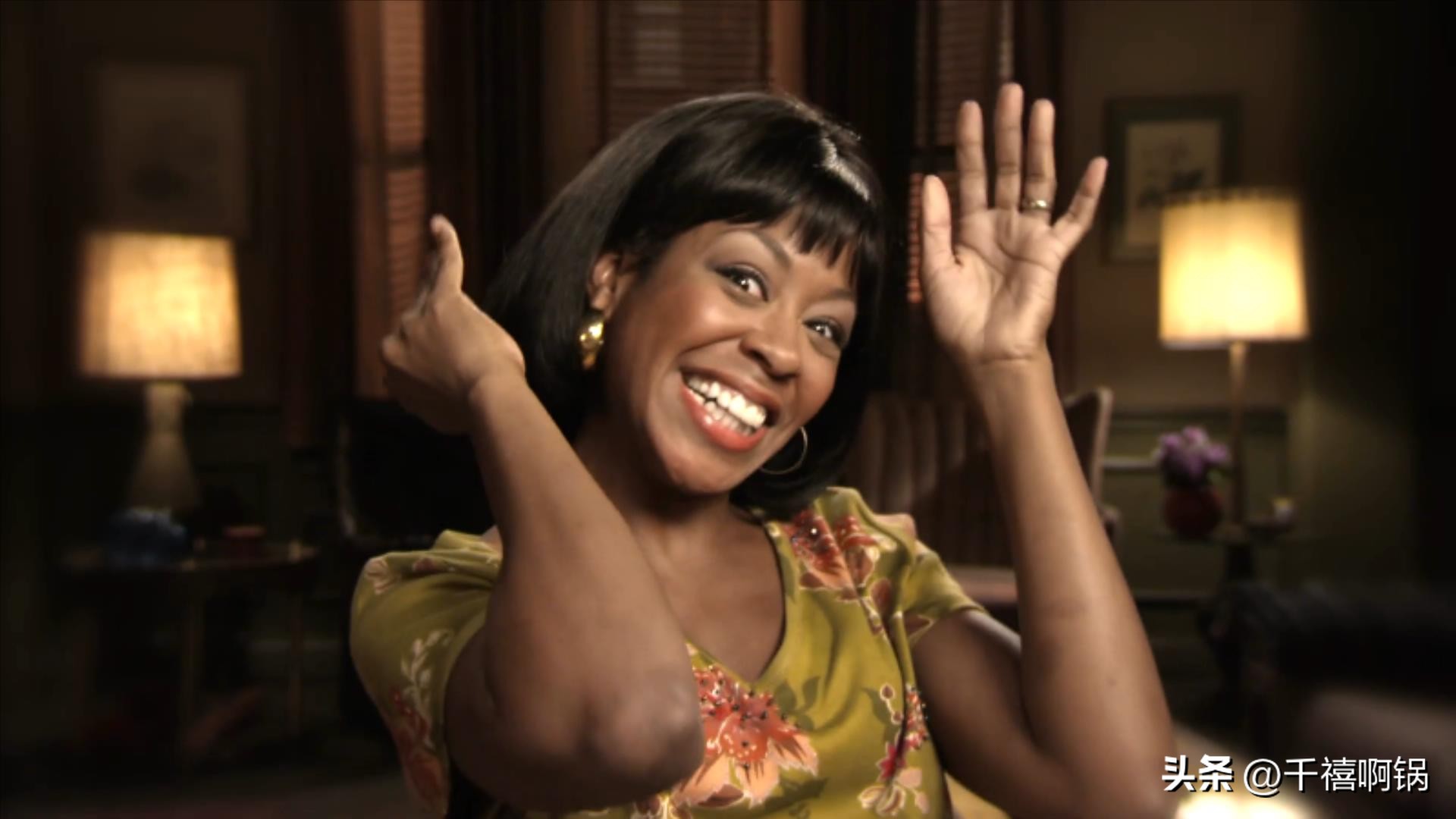 走在街上遇见强盗该怎么办?网友:当然是凉拌啊!