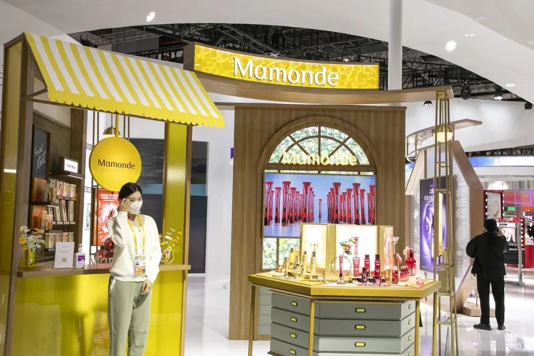 年轻人抛弃韩妆：90后不用00后不认，韩企业绩下滑，在华关店撤退