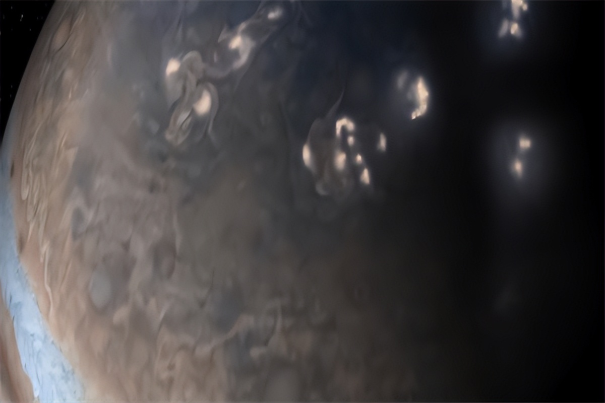 太阳系奇怪事件,太阳系五大诡异事