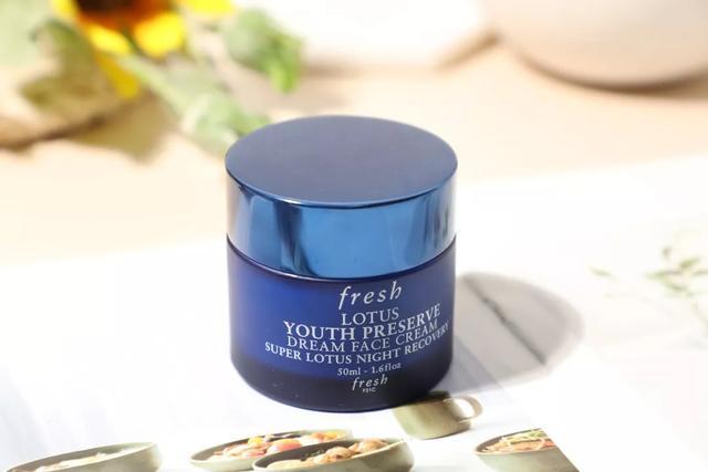 轻熟肌热门面霜安利：迅速保湿，修复屏障，锁水让我们睡出弹润肌