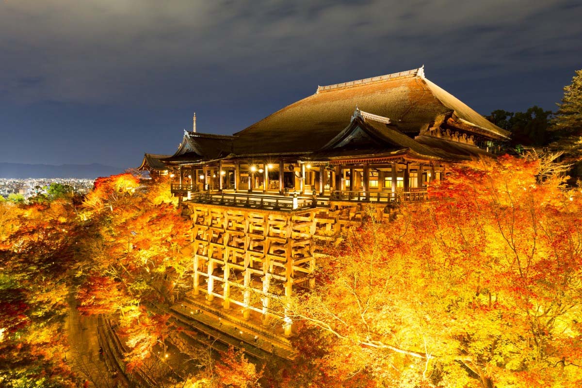 讽刺骗人的动漫,你以为动漫里都是假的吗