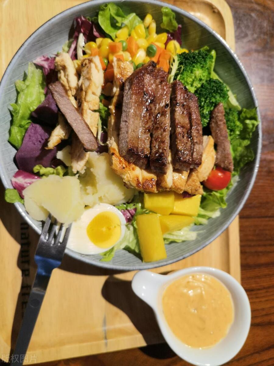 怎样练出肌肉匀称,怎样练出肌肉还能长高