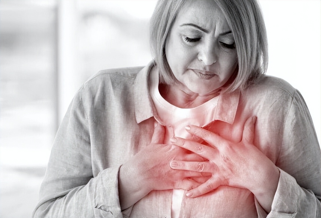 女性老是感觉心慌怎么回事,女子心悸一直联系不上