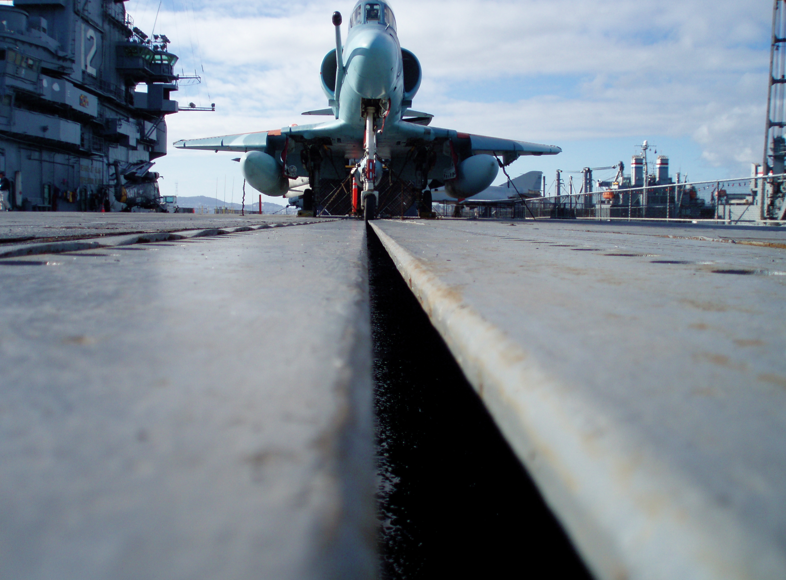 美国bw公司,美国航母的蒸汽弹射器