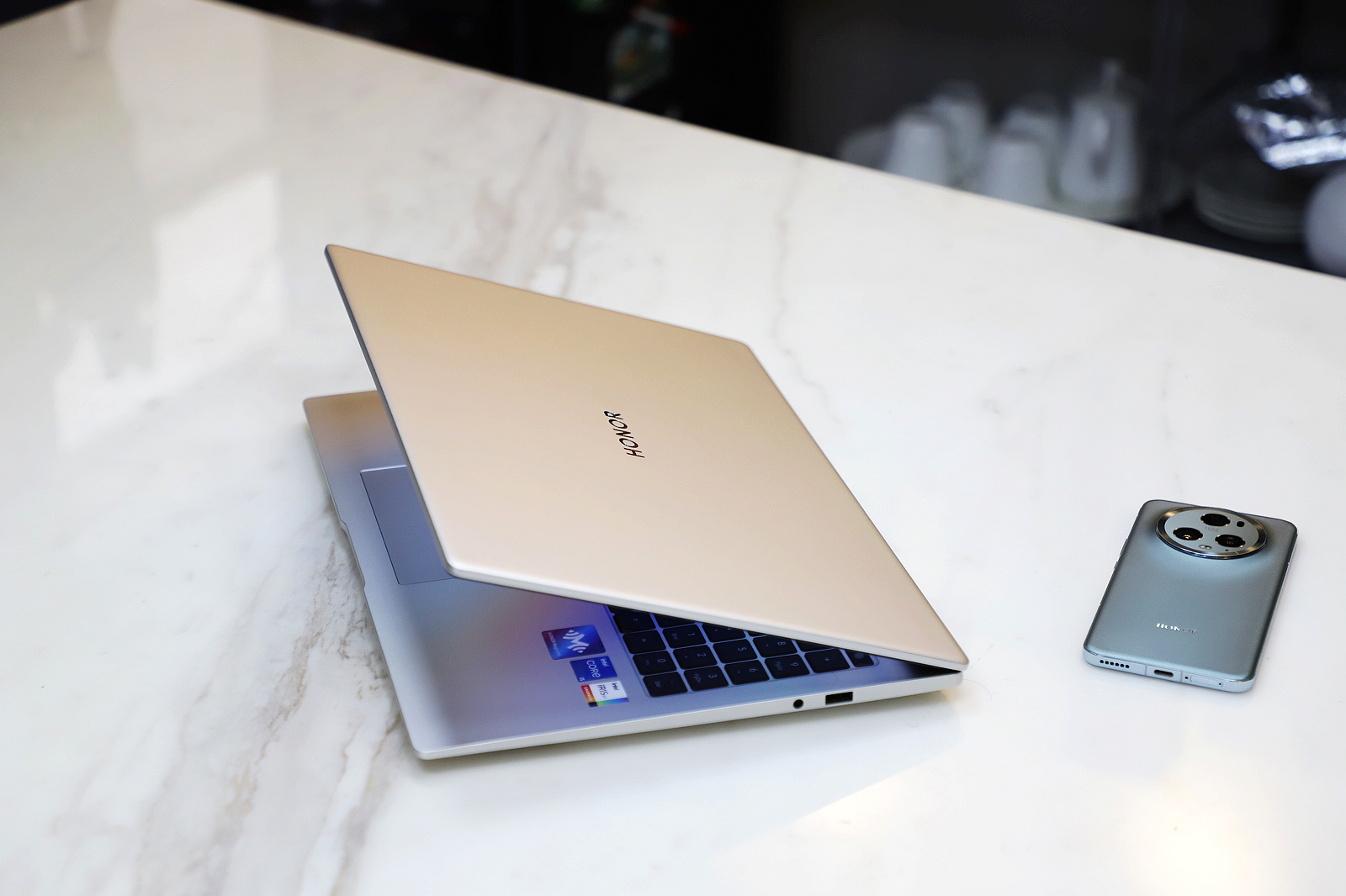 荣耀magicbookx16pro酷睿版屏幕,荣耀笔记本电脑magicbook16pro