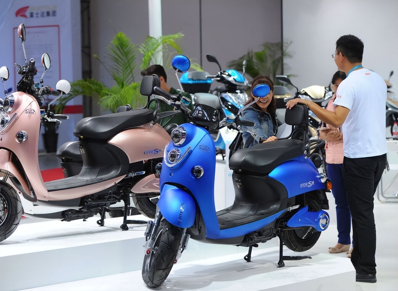 1500电动车价格表,1500元的电动车出厂价是多少