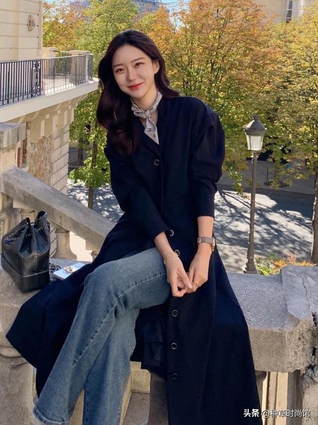 韩国小姐姐冬日穿搭,拜托冬天穿短袖