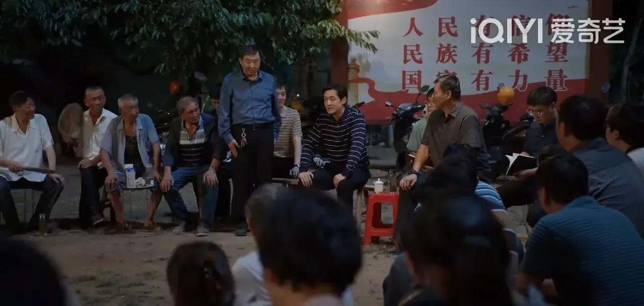 县委大院梅晓歌是县委书记吗,县委大院梅晓歌是选调生吗