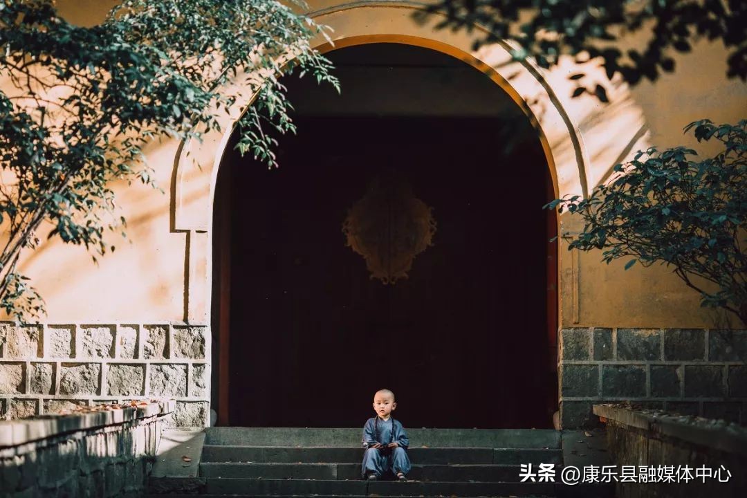 如果一个人不想说话意味着什么,一个人变得不想说话是什么原因