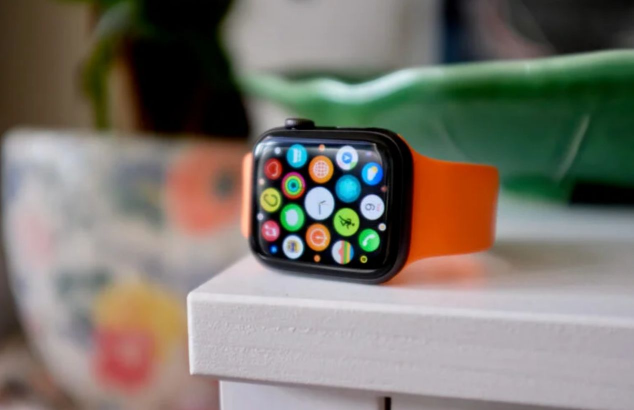 智能手表越来越火？苹果、华为、小米哪家更好？一文看懂各自优势