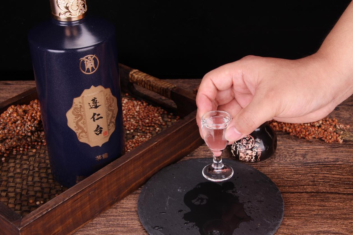 李渡高粱酒光瓶之王,江西李渡酒简介