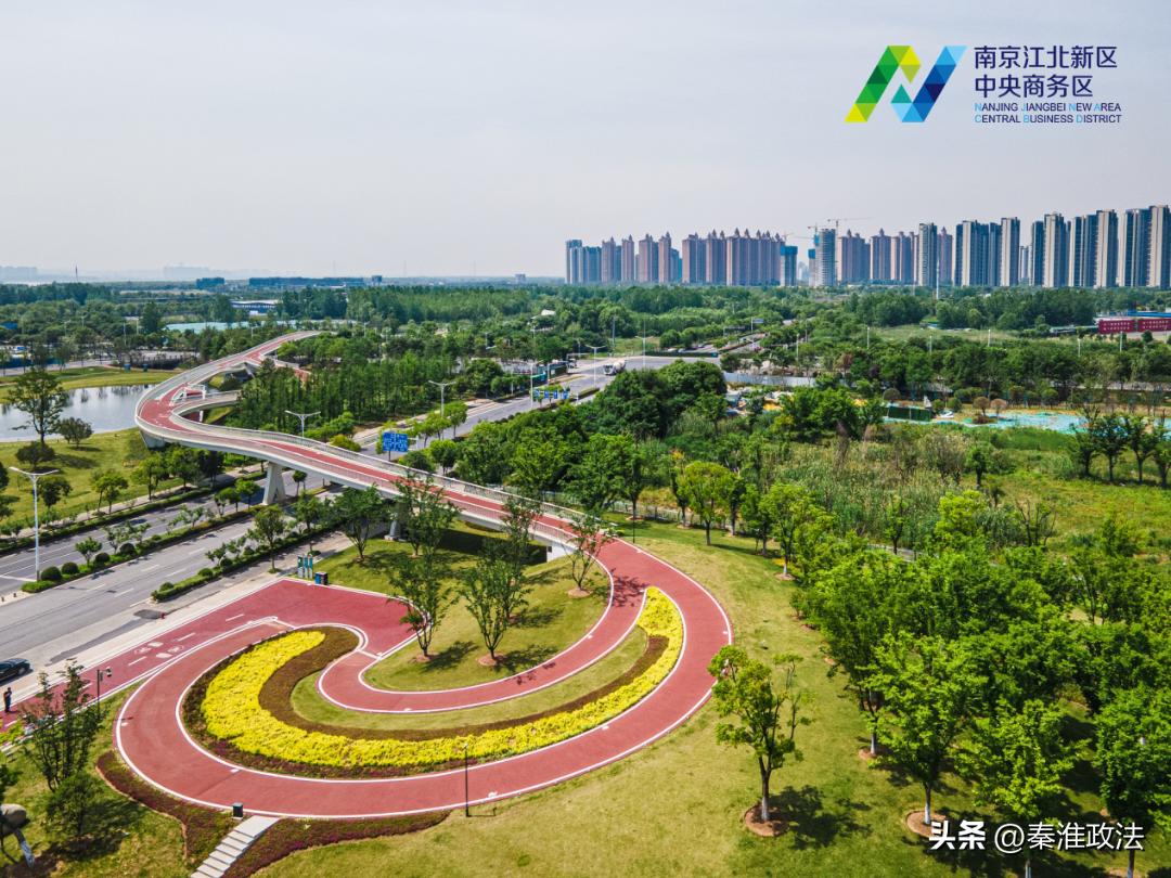 南京地铁11号线效果图,航拍南京地铁11号线旁超大公园