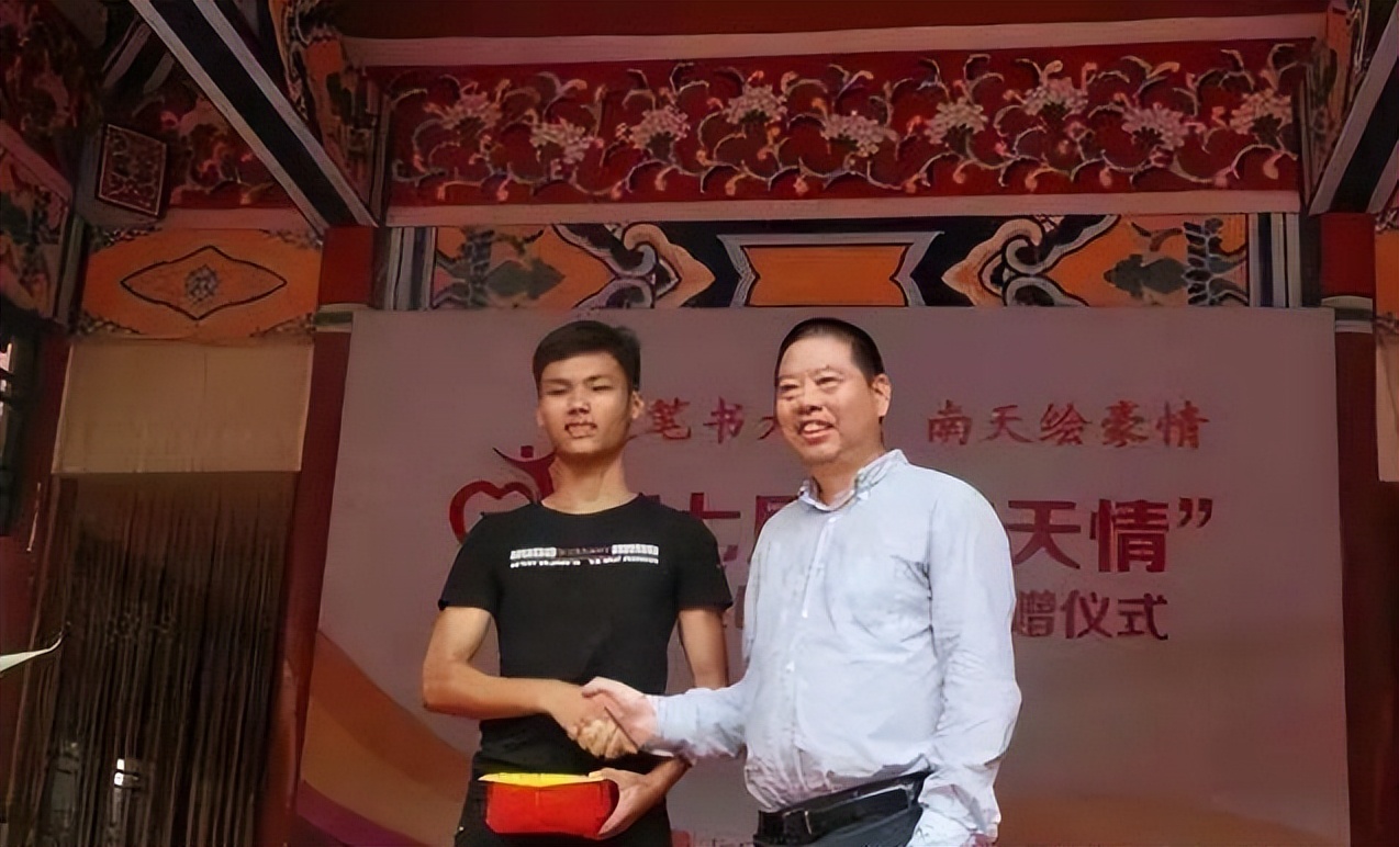 中国富二代在外国炫富被绑架,富二代加拿大被绑架