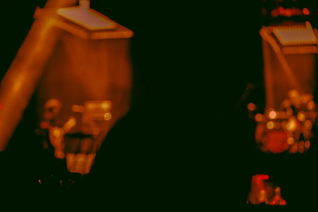 小布摄影团丨魔都夜生活的N种打开方式，快收藏起来→